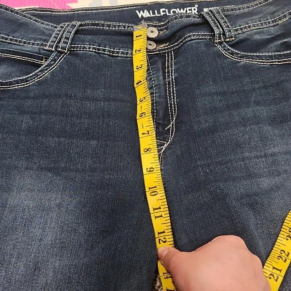 Wildflowers Women's Blue Jeans Size 18 Long - Picture 5 of 12